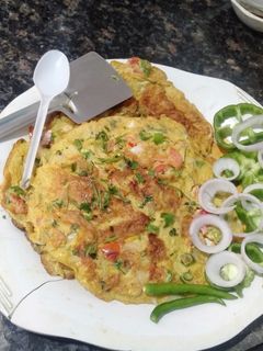 ऑमलेट (omelette recipe in Hindi) रेसिपी मुख्य फोटो
