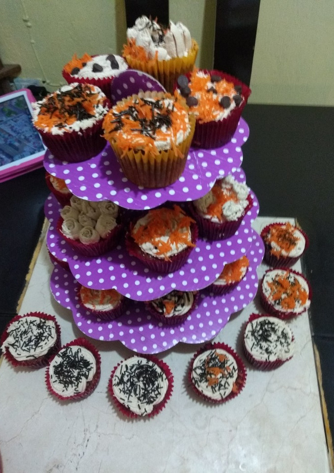 Una foto de Cupcakes de zanahoria (piña, pasas y nuez)