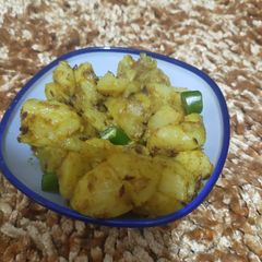 A picture of Sukhe aloo.