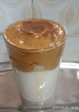 A picture of Dalgona coffee.