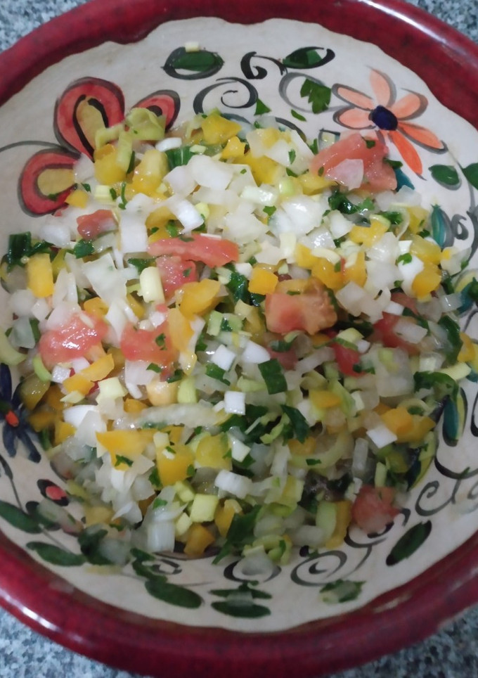 Una foto de Salsa criolla