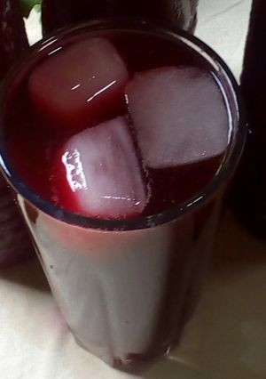 A picture of Zobo drink.
