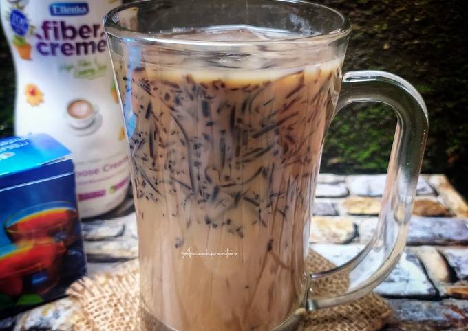 Recipe: Perfect Milk tea with cincau