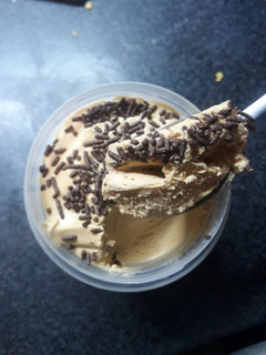 Una foto de Helado de Manjar