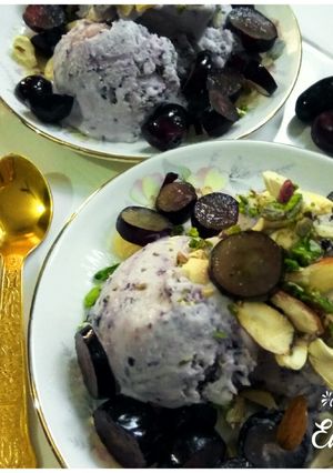 A picture of Black Current Ice Cream.