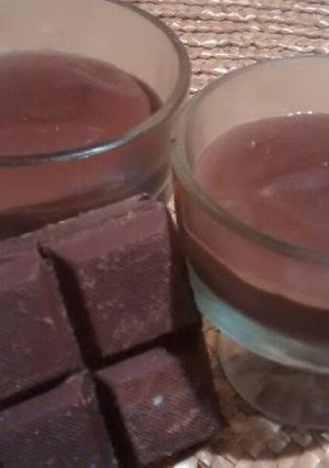 Una foto de Otro pudín de chocolate con maizena