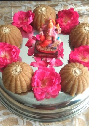 ચુરમા લાડવા(churma ladva in gujarati) રેસીપી મુખ્ય ફોટો