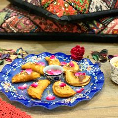 A picture of Atayef/ KatayefArabic sweet pancakes.