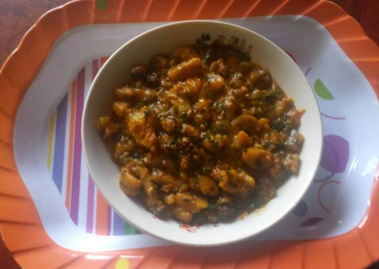 Easiest Way to Prepare Super Quick Homemade Plantain porriage with scent leaf