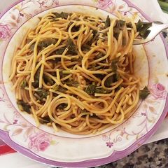 A picture of Fried spaghetti.