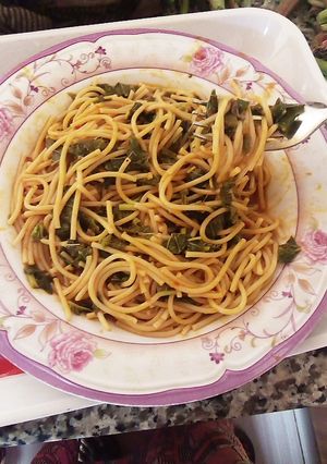 A picture of Fried spaghetti.