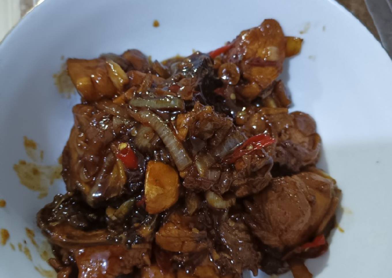 Ayam kecap bawang Bombay