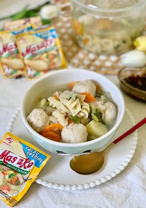 Foto resep Sup Bola-bola ayam makaroni