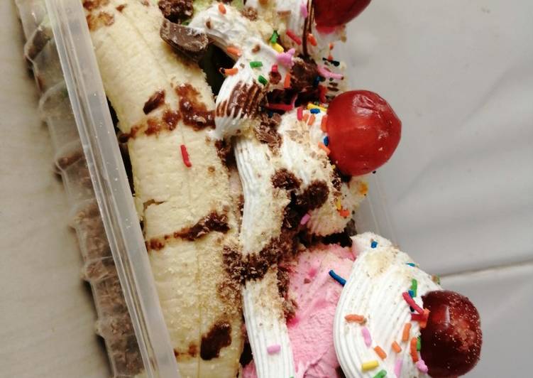 Steps to Prepare Any-night-of-the-week Banana split sundae