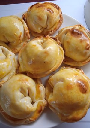 Una foto de Empanadas Caprese 🍅🧀🧀🍅🧀🧀