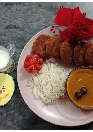 A picture of Chicken_Shami_Kabab_With_ DAL_RICE.