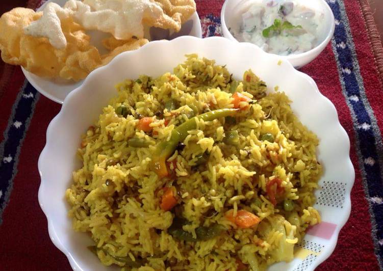 Recipe of Super Quick Homemade Mix vegetable and sprouts Tahiri