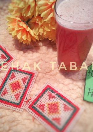 A picture of Pomegranate juice.