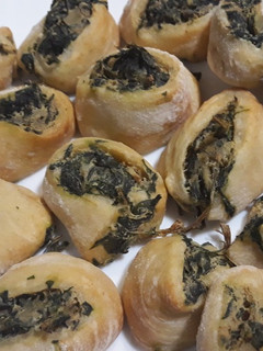 Una foto de Pizza roll vegano/vegetariano