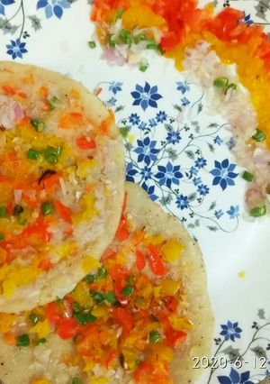 A picture of Rawa uttapam.