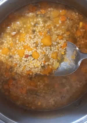Una foto de Sopa de Verduras y Fideos Munición (Cocina Fácil Parte VI)