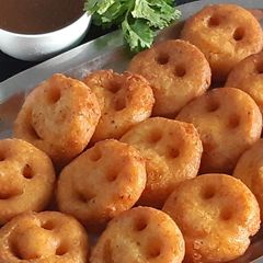 A picture of Potato Paneer Smileys.