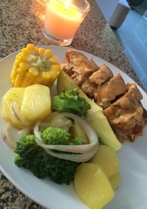 Una foto de Pechuga de pollo rellena