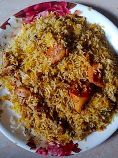 चिकेन बिरयानी(Chicken biryani recipe in Hindi) रेसिपी मुख्य फोटो
