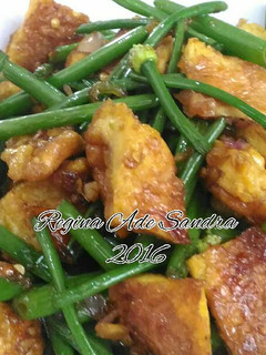 Foto resep Tumis Telur Dadar Kembang Bawang