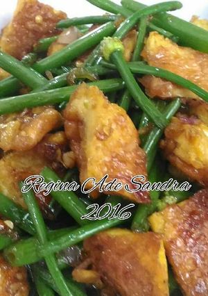 Foto resep Tumis Telur Dadar Kembang Bawang
