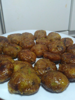 Foto resep Perkedel kentang spesial pakai daging :)