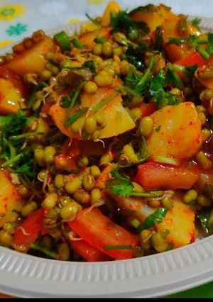 स्प्राउट्स (sprouts recipe in Hindi) रेसिपी मुख्य फोटो