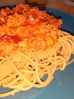 Una foto de Salsa de pollo desmechado con tomates secos