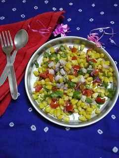 स्वीट कॉर्न चाट (Sweet Corn Chaat Recipe in Hindi) रेसिपी मुख्य फोटो