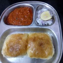 A picture of Pav bhaji.