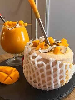 A picture of Mango Colada.