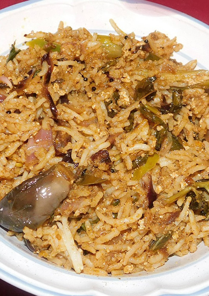 கத்திரிக்காய் மசாலா பிரியானி செய்முறை முக்கிய புகைப்படம்