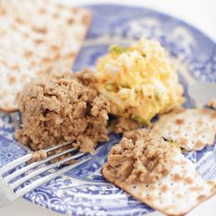 A picture of Chopped Liver & Egg and Onion.