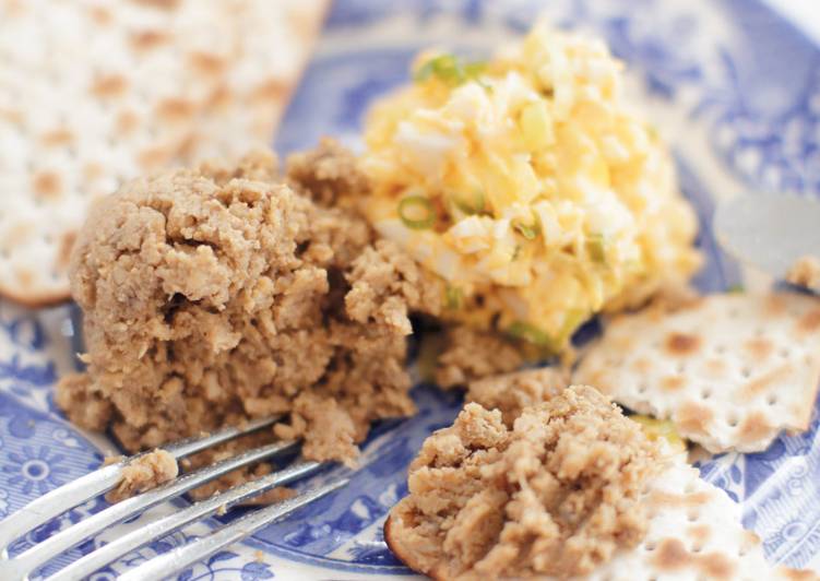 Everything You Wanted to Know About Chopped Liver &amp; Egg and Onion
