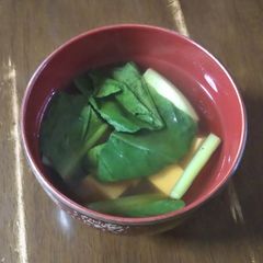 Vegans Sumashi soup A picture of Vegans Sumashi soup.