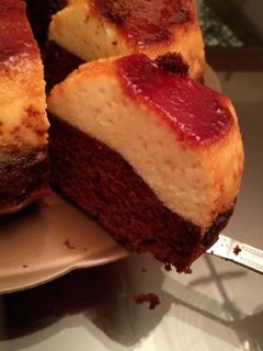 Una foto de Torta quesillo de chocolate