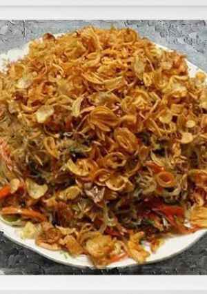 Hình của món Miến xào cua bể.