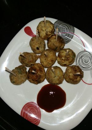 A picture of Phool Makhana balls.