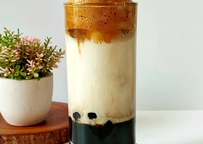 Resep Dalgona Coffee With Boba Oleh Rahayu Sartika Br Sembiring Cookpad