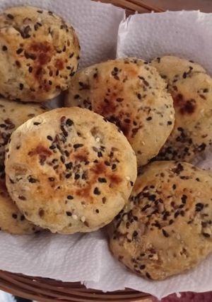 Una foto de Pancitos SIN gluten con pocos ingredientes. (La receta va de a cucharadas)