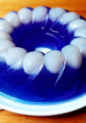 Hình của món Rau câu Hoa ĐẬU BIẾC.