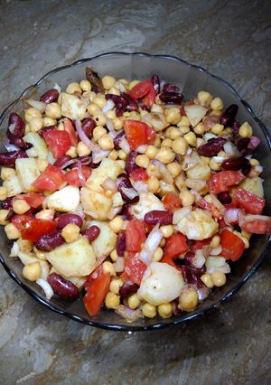 A picture of Chana Chaat.