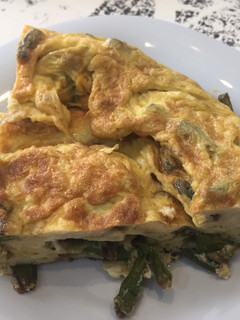 Una foto de Tortilla de espárragos verdes