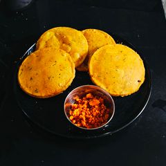 A picture of Jowar Masala Poori.