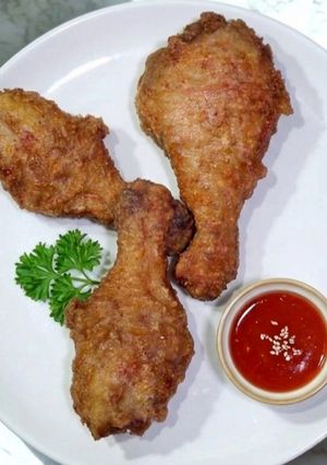 印尼薑黃炸雞 (Ayam Goreng Kunyit) 的食譜成品照片